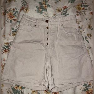 Beige denim shorts